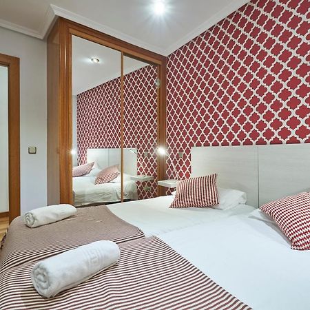Bv Rooms Madrid Bagian luar foto